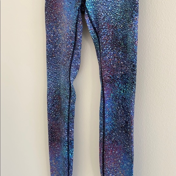 🦄RARE Lululemon Mermaid Wunder Under Strive Multi - Picture 7 of 16